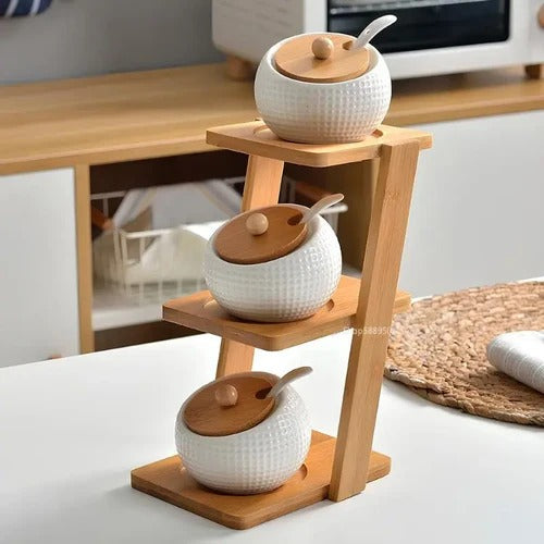 SpiceNest™ – Set de Especieros de Cerámica con Base de Bambú